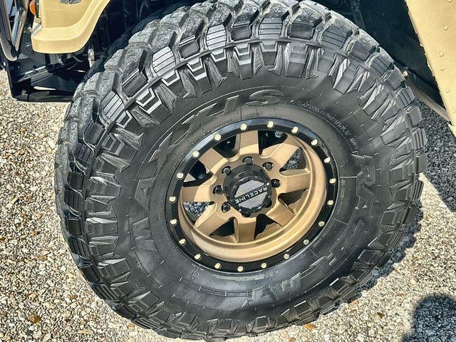 1995 AM General Hummer Base