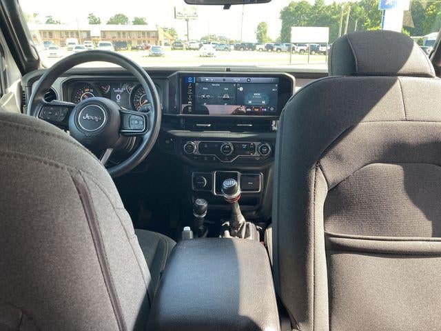 2024 Jeep Wrangler Sport