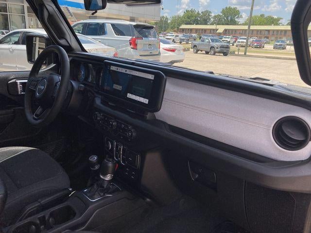 2024 Jeep Gladiator Sport S