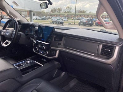 2023 Ford Expedition XLT