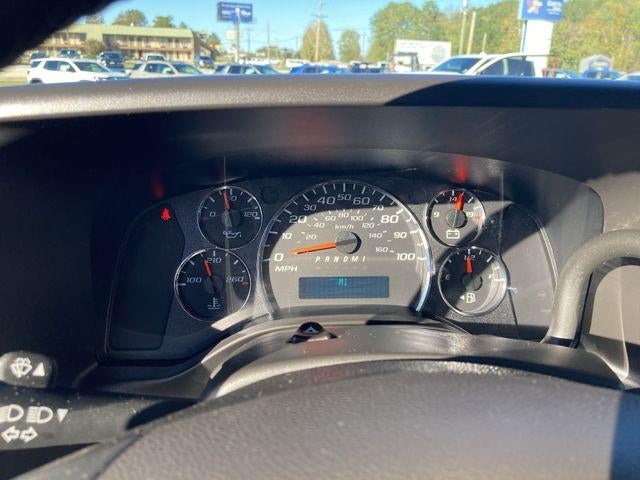 2023 Chevrolet Express Passenger 3500 1LS