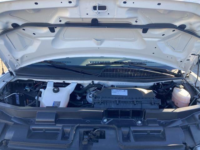 2023 Chevrolet Express Passenger 3500 1LS