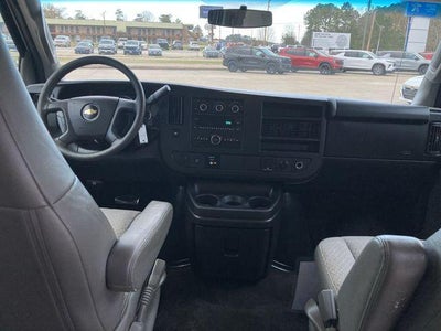 2017 Chevrolet Express Passenger 3500 LT