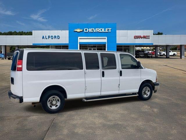 2017 Chevrolet Express Passenger 3500 LT