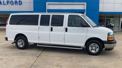 2017 Chevrolet Express Passenger 3500 LT
