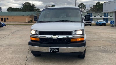 2017 Chevrolet Express Passenger 3500 LT