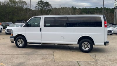 2017 Chevrolet Express Passenger 3500 LT