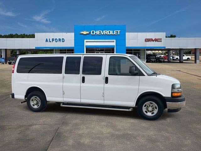 2017 Chevrolet Express Passenger 3500 LT