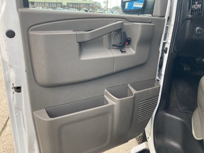 2017 Chevrolet Express Passenger 3500 LT