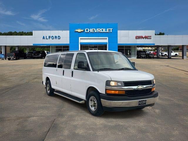 2017 Chevrolet Express Passenger 3500 LT