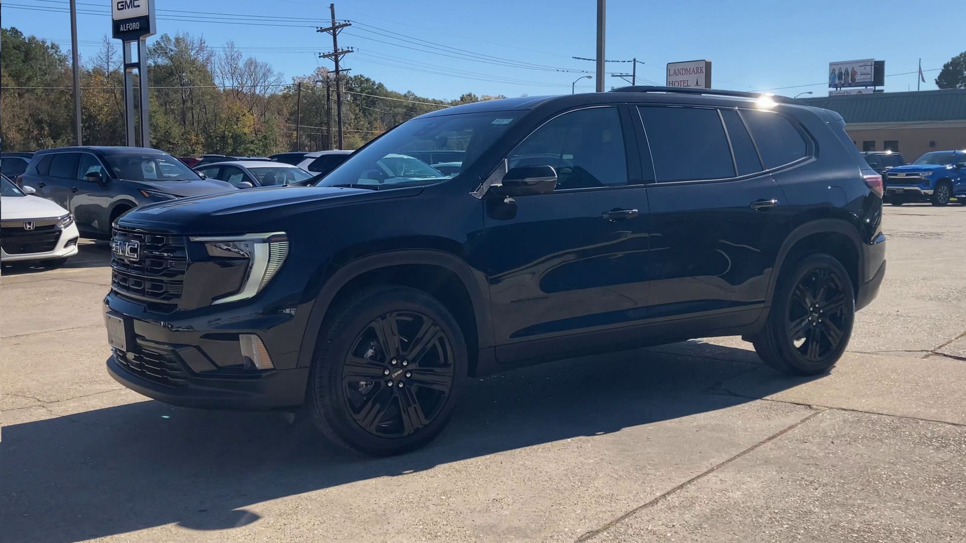 2026 GMC Acadia Elevation