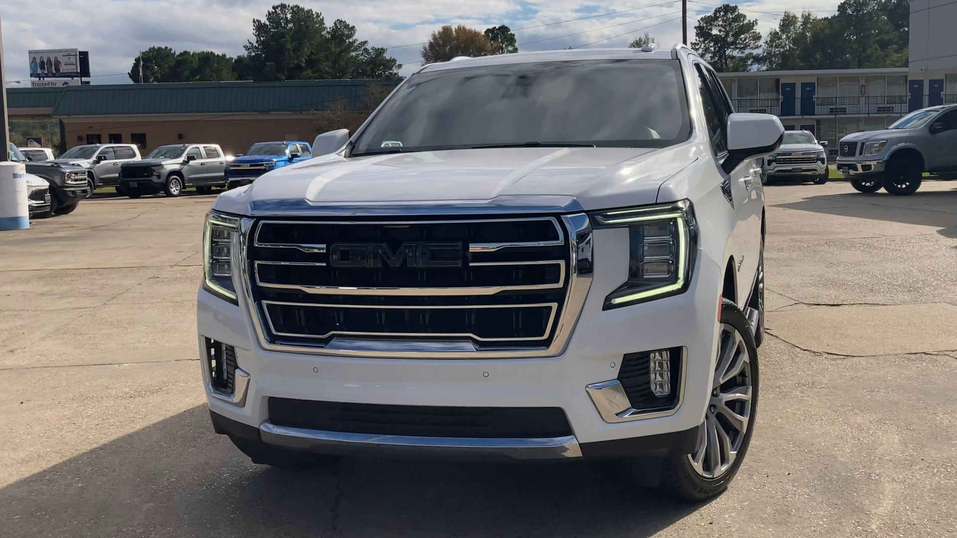 2021 GMC Yukon SLT