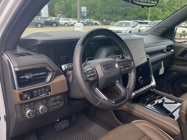 2026 GMC Yukon Denali Ultimate - Photo 10