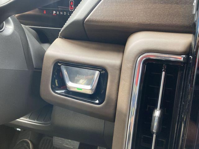 2026 GMC Yukon Denali Ultimate - Photo 17