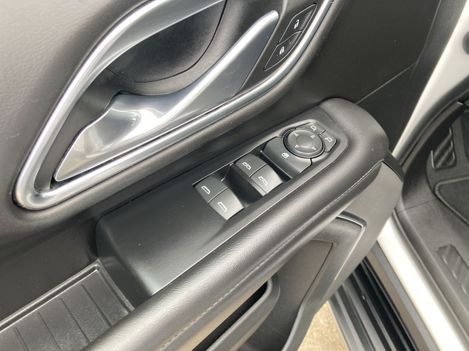 2022 Chevrolet Tahoe LS