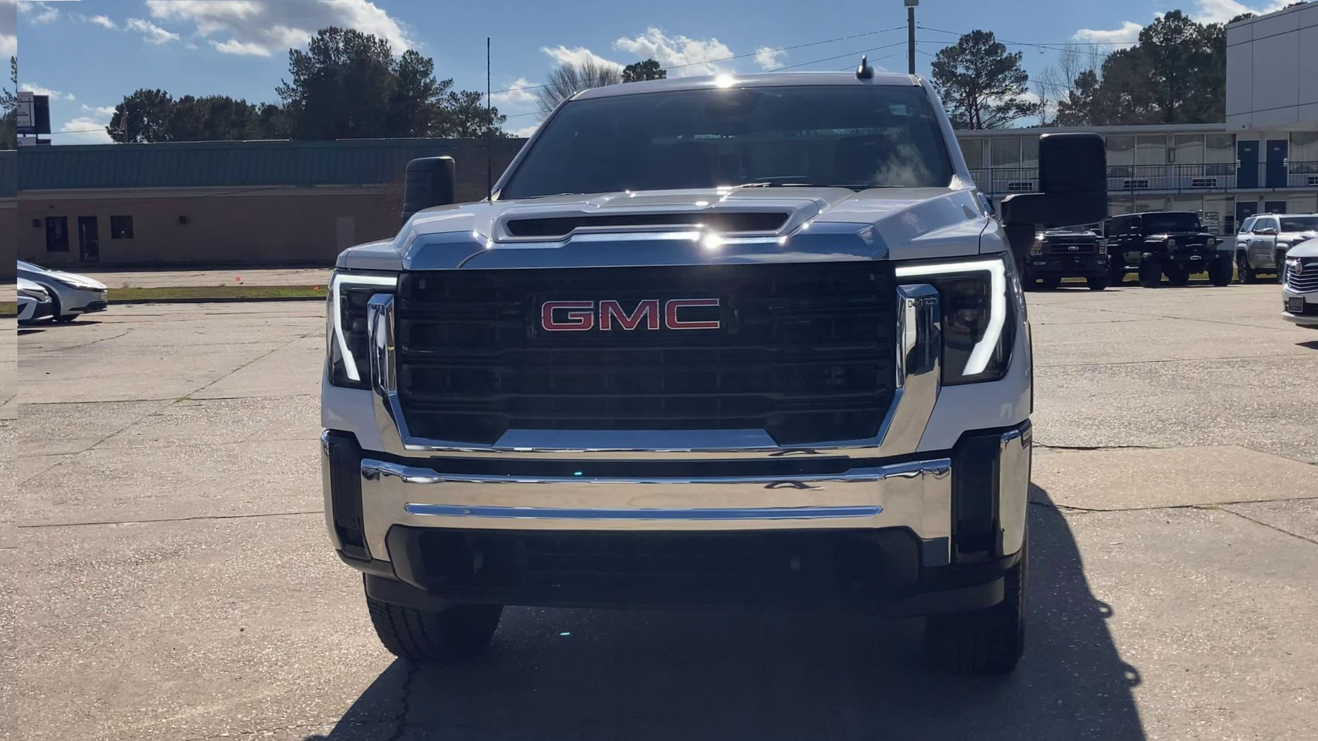 2025 GMC Sierra 2500 HD Pro