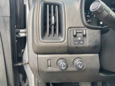 2022 GMC Canyon 4WD AT4 w/Cloth