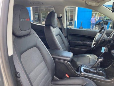 2022 GMC Canyon 4WD AT4 w/Cloth