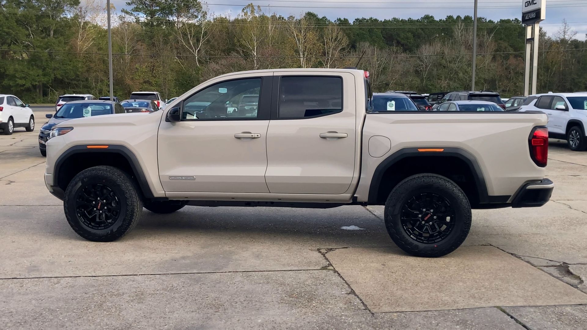 2026 GMC Canyon Elevation