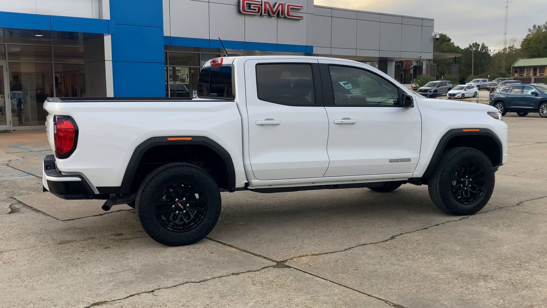 2026 GMC Canyon Elevation