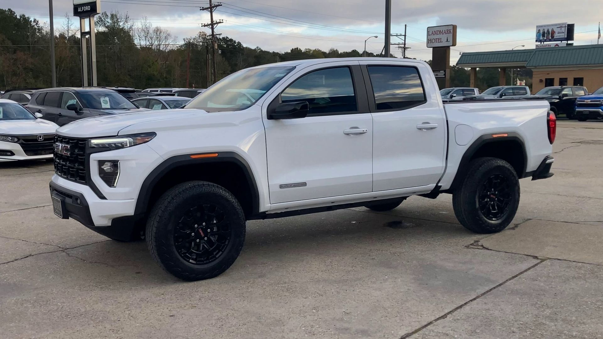 2026 GMC Canyon Elevation