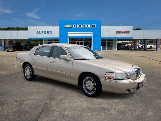2009 Lincoln Town Car Signature Limited