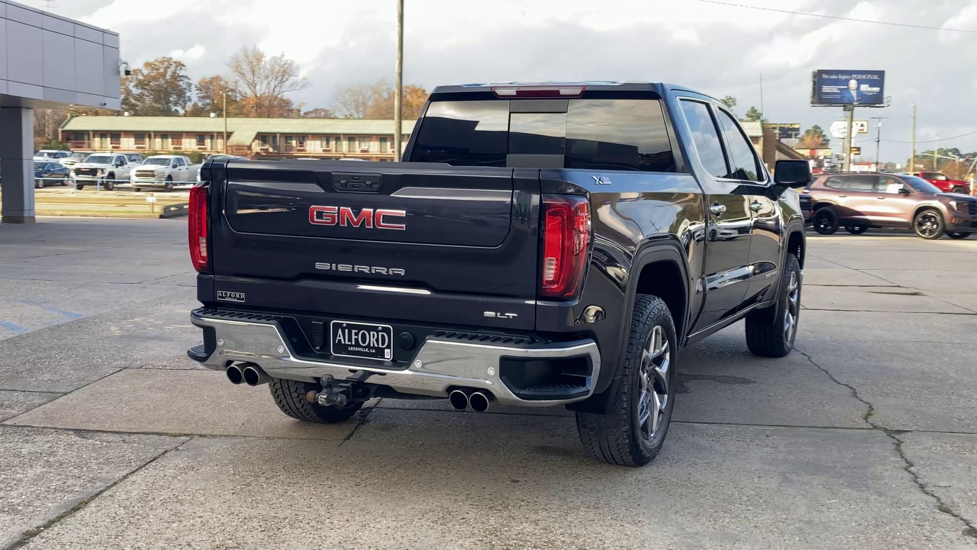 2025 GMC Sierra 1500 SLT
