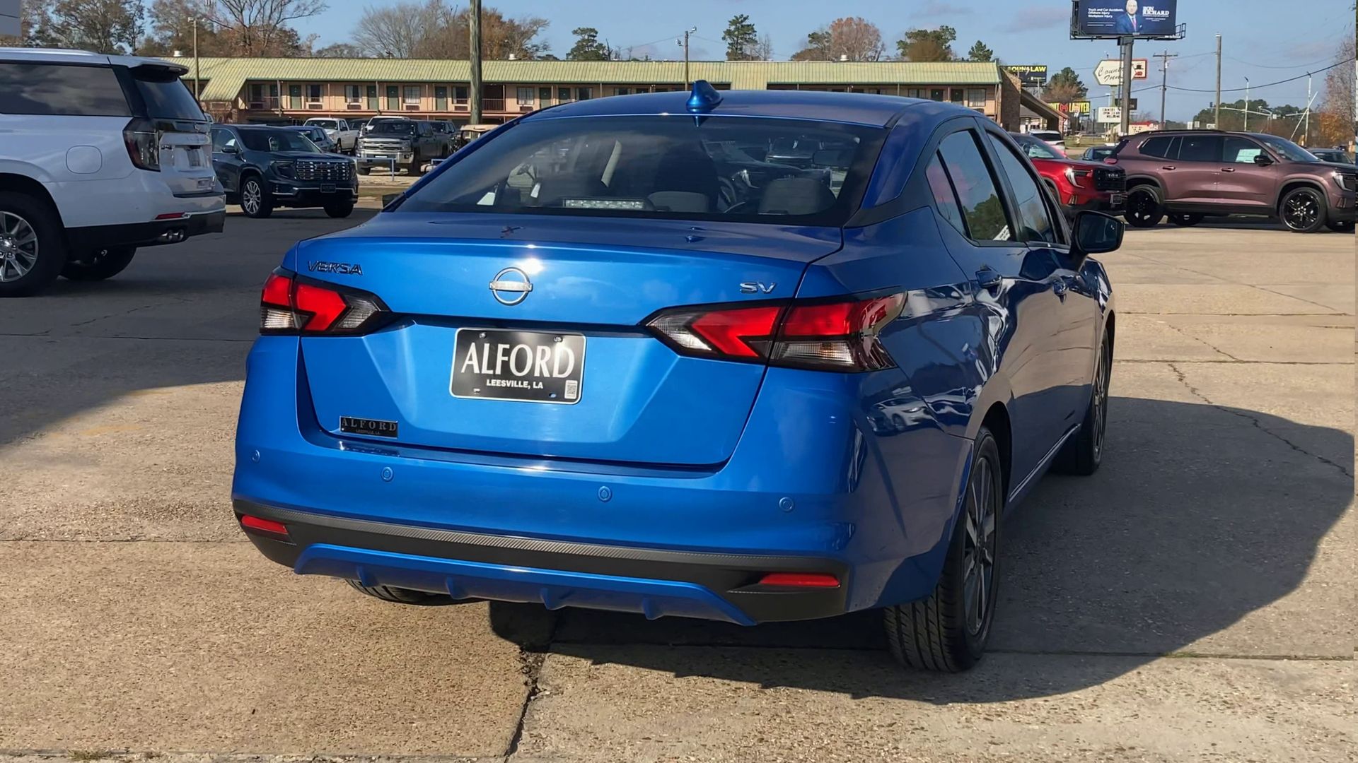 2023 Nissan Versa SV