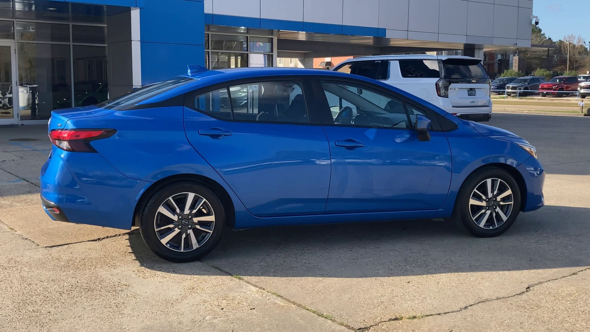 2023 Nissan Versa SV