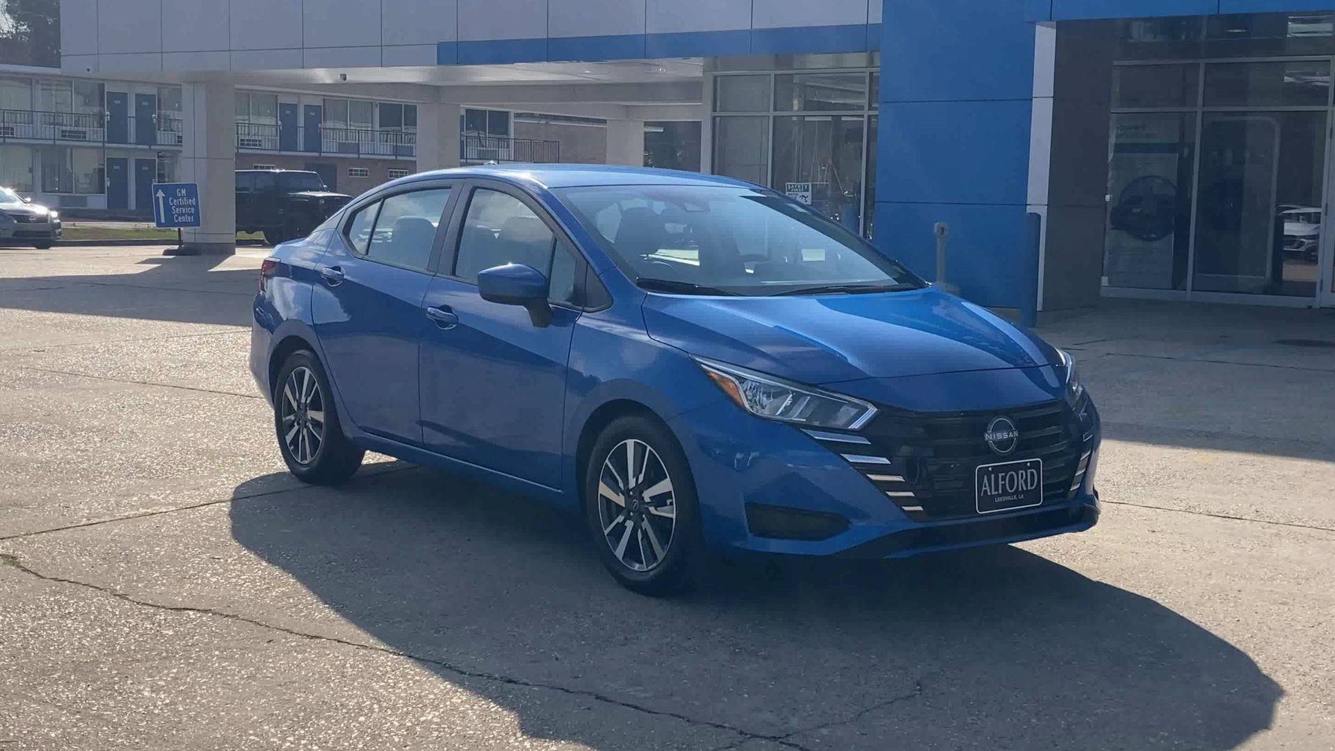 2023 Nissan Versa SV