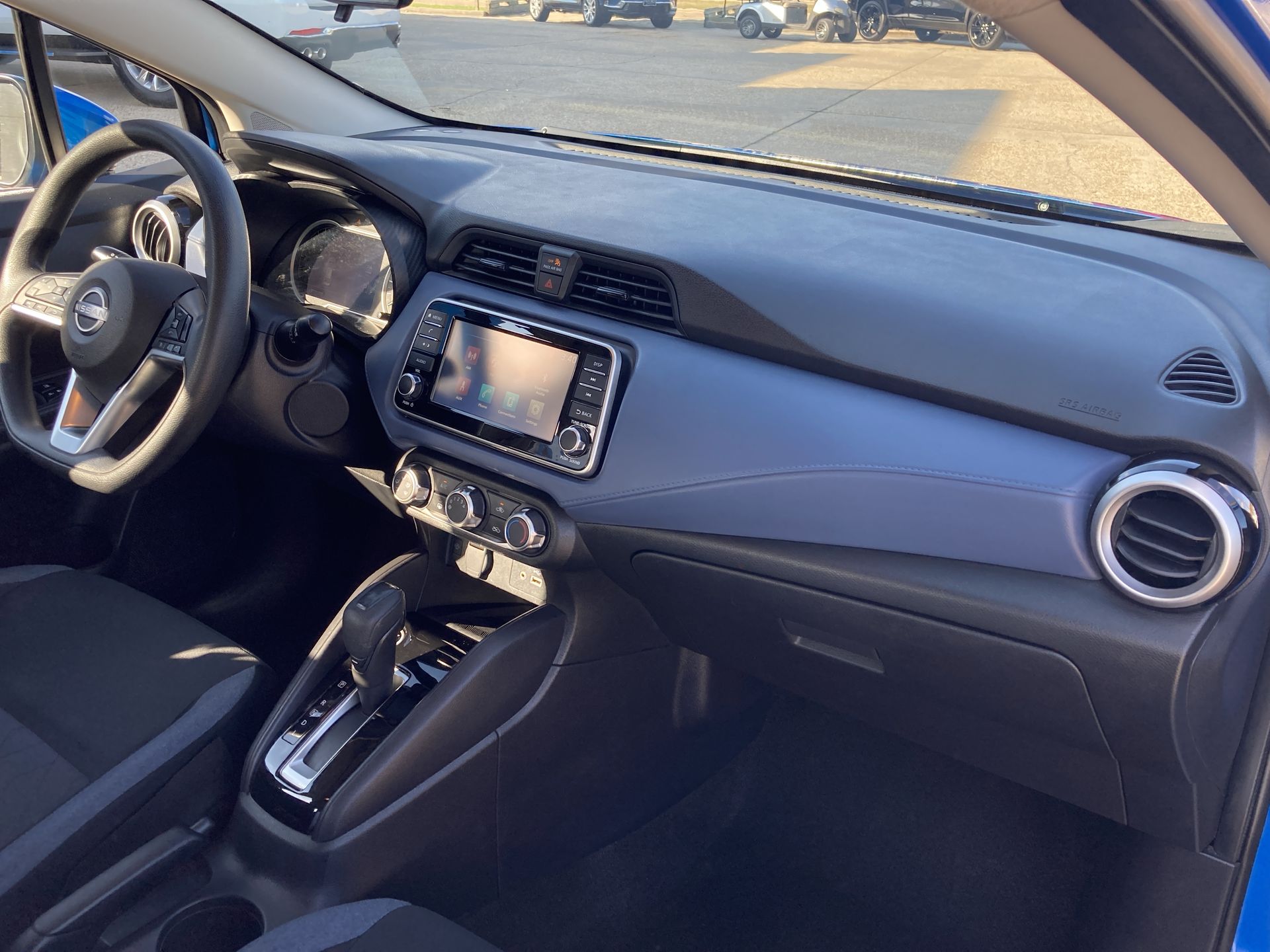 2023 Nissan Versa SV