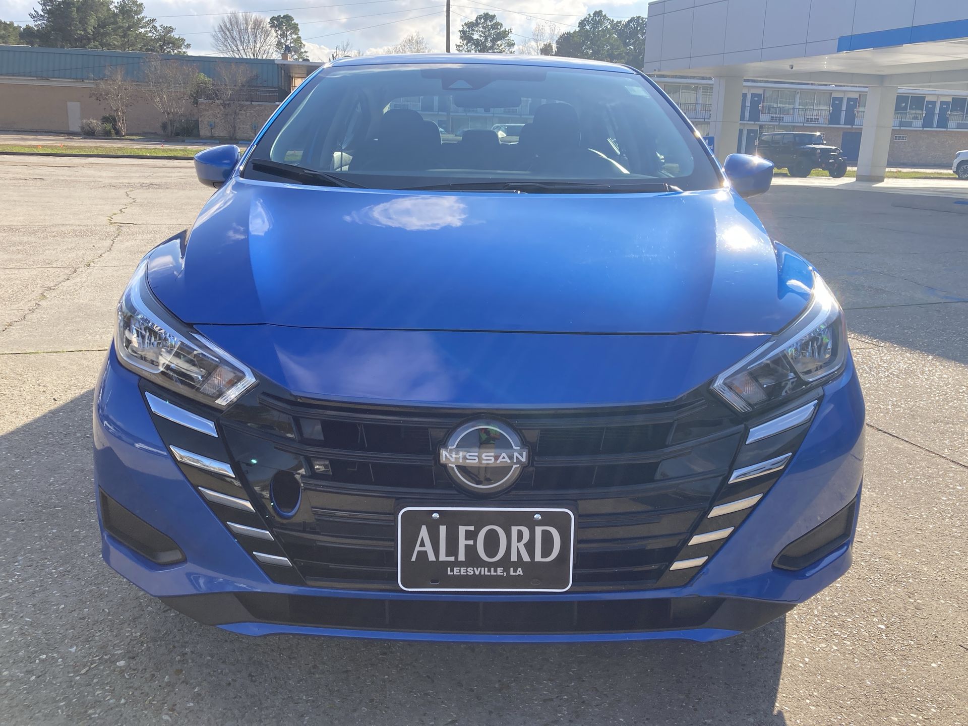 2023 Nissan Versa SV