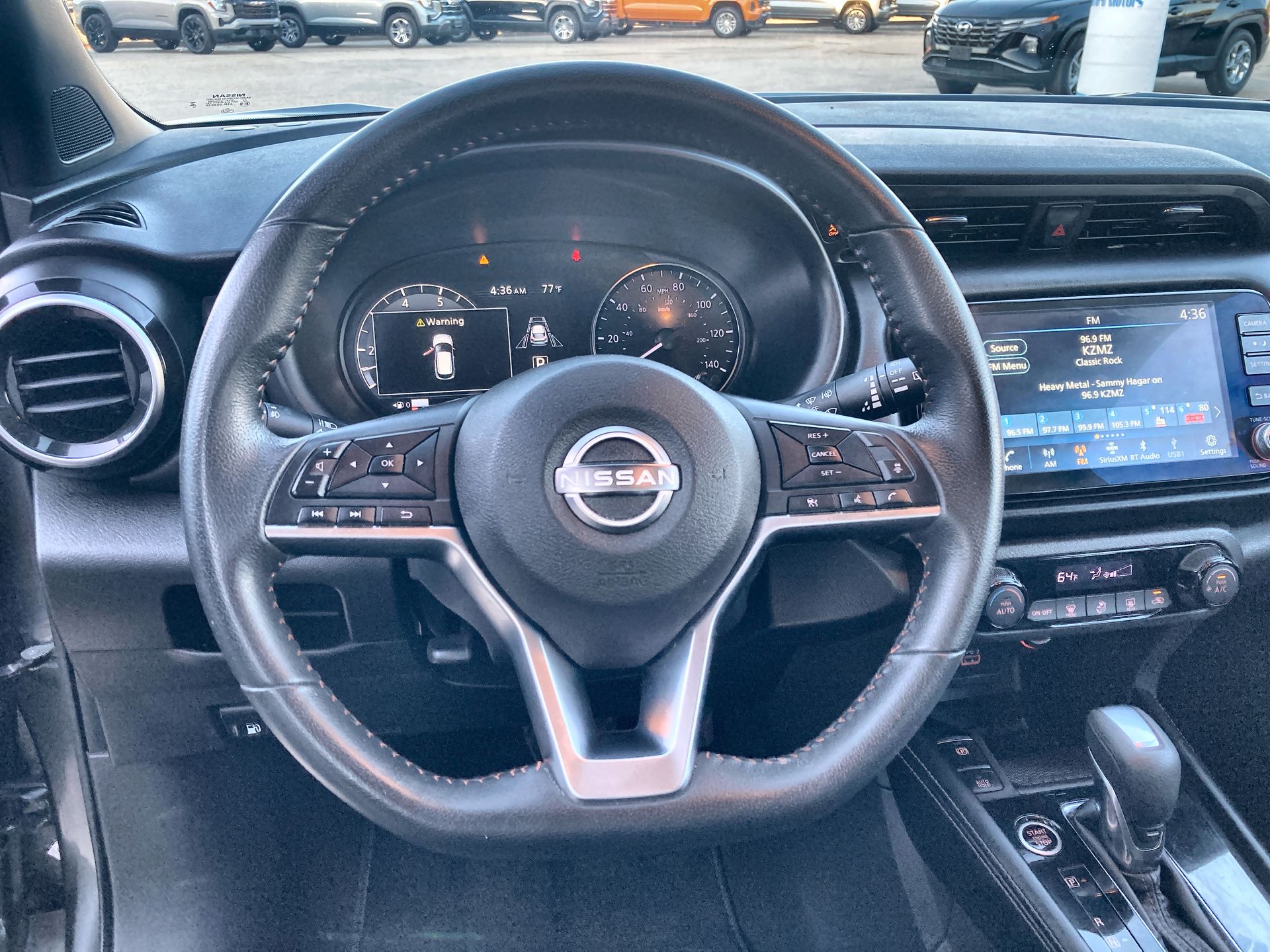 2024 Nissan Kicks SR