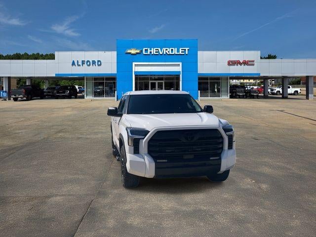 2024 Toyota Tundra 4WD SR5