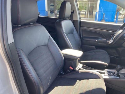 2024 Mitsubishi Outlander Sport S