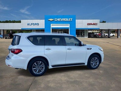 2022 INFINITI QX80 LUXE