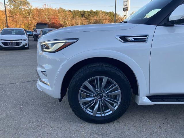 2022 INFINITI QX80 LUXE