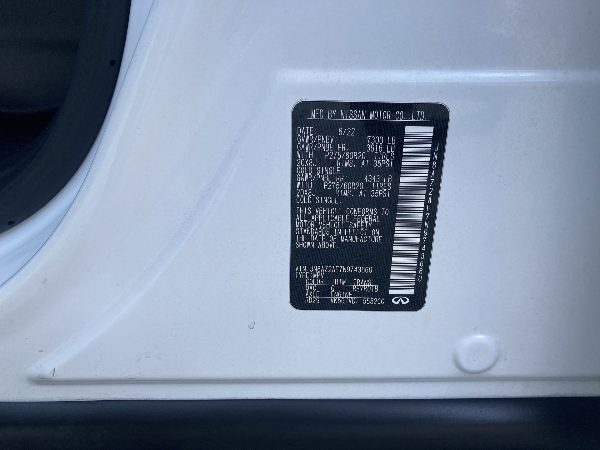 2022 INFINITI QX80 LUXE