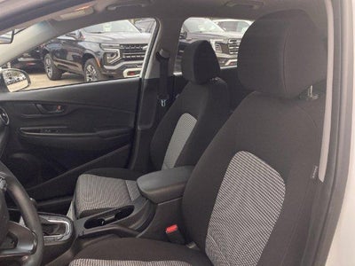 2023 Hyundai Kona SE